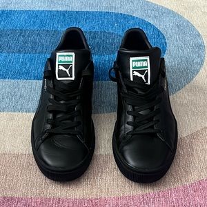 All Black Puma Classics. Worn twice. Lite creasing in toe.
